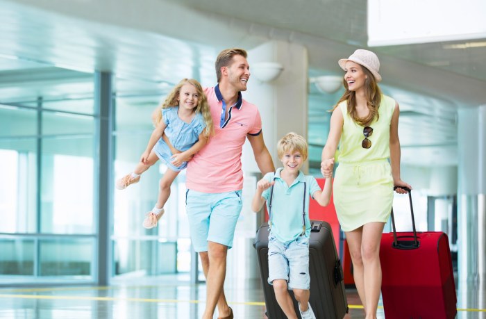 Traveling toddlers babies tips travel family